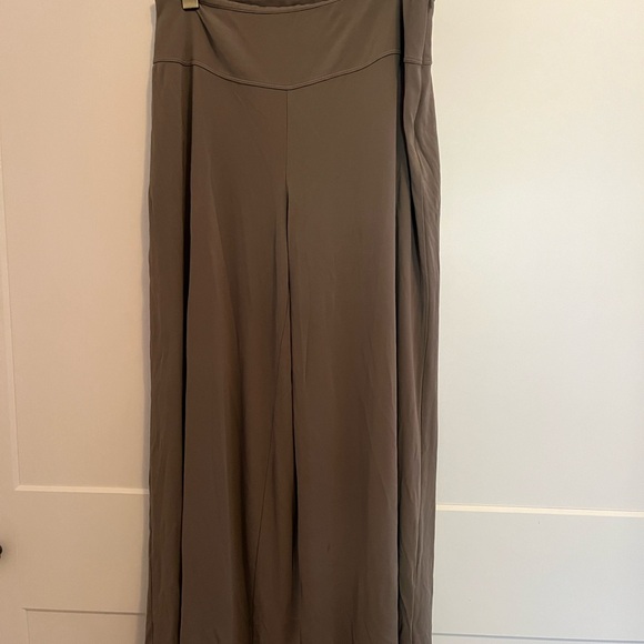 Sarah Pacini pant to sale - Picture 3 of 3